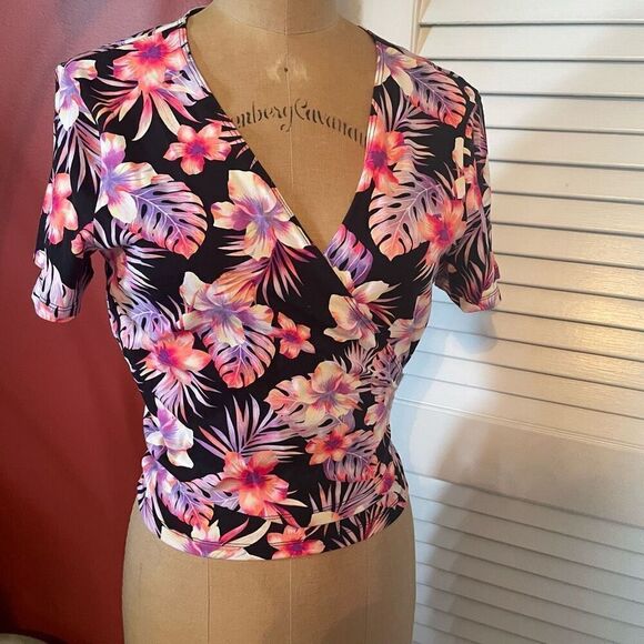 VS PINK | tie wrap floral crop top L - Picture 2 of 7